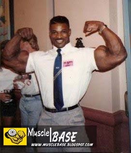 Ronnie Coleman 8th Time Mr Olympia Winner Ronnie Coleman Ronnie Coleman S High Quality Images With Biography Muscle Base New Bodybuilding Contests Bodybuilder Pictures