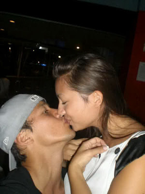 foto ciuman bibir hot Irfan Bachdim dan Jennifer Kurniawan