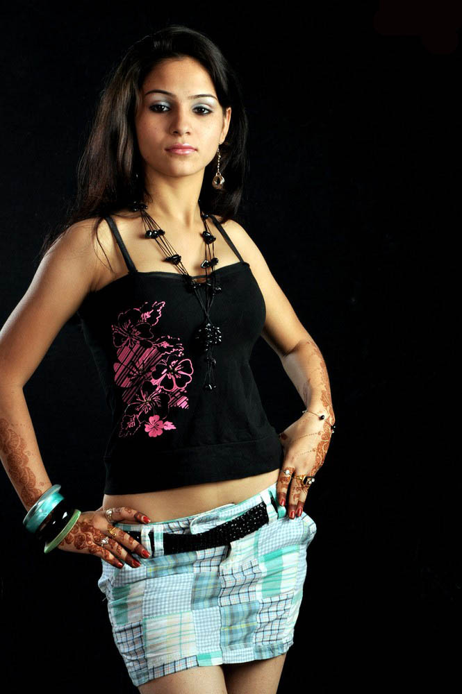 Sexy Girl Bikini New: school actress and teen college girls Rishika hot and sexy unseen rare photos