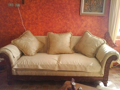 muebles de madera: sofas con tallado