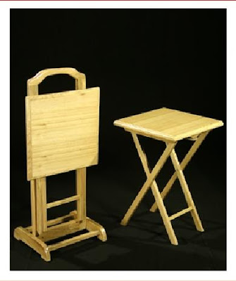 muebles de madera: mesas plegables y arrimo