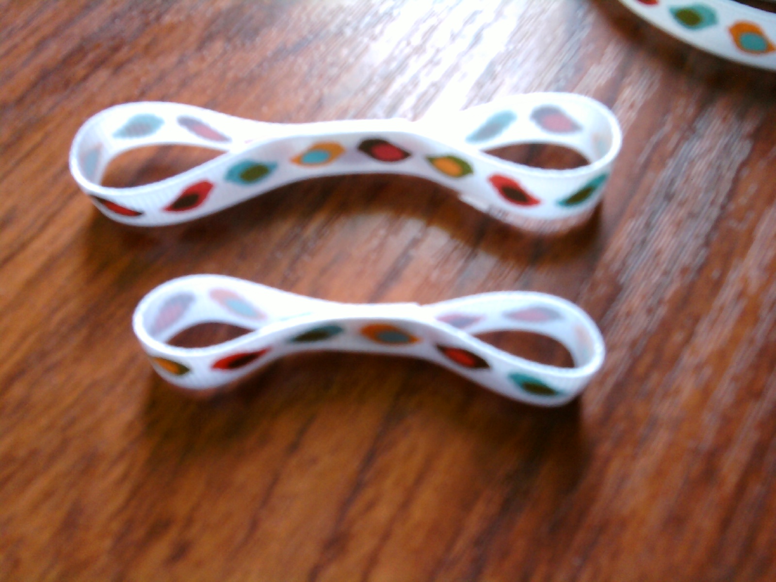 Ribbon Hair Bows {tutorial} Mine for the Making