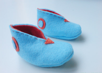 [Littleshoes!++2.jpg]