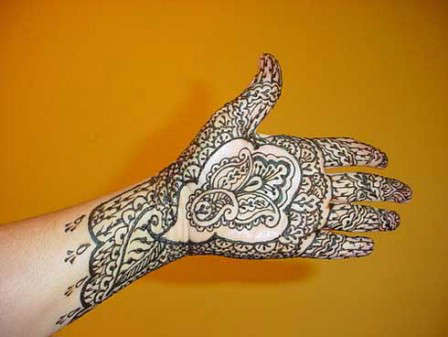 Mehndi Hand Art
