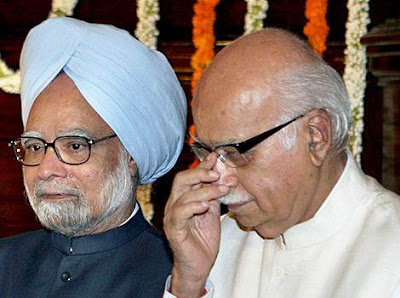 Manmohan Singh with Advani