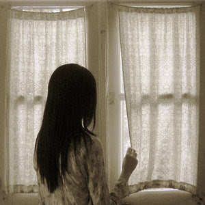 In_waiting_by_whitelectrox%5B1%5D.jpg