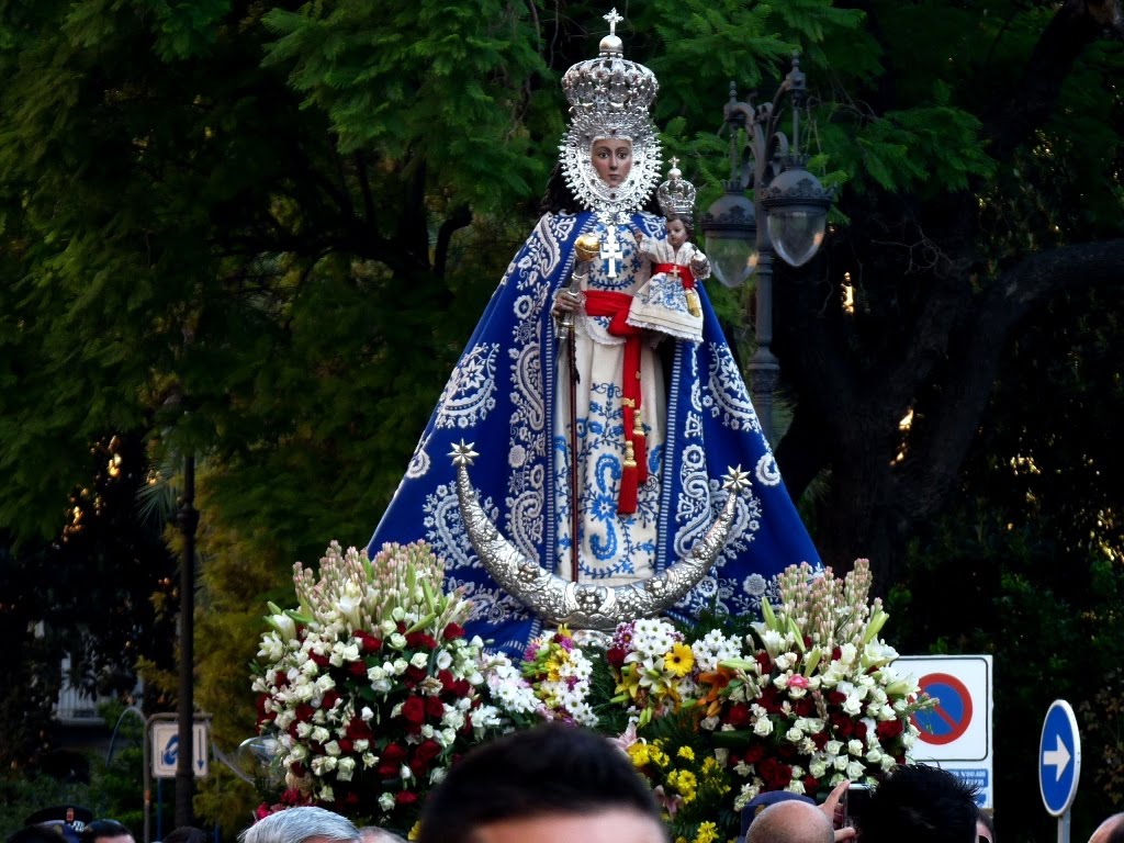 Flamenco Fotos .ROMERÍA DE LA FUENSANTA DESDE LA CATEDRAL DE MURCIA AL