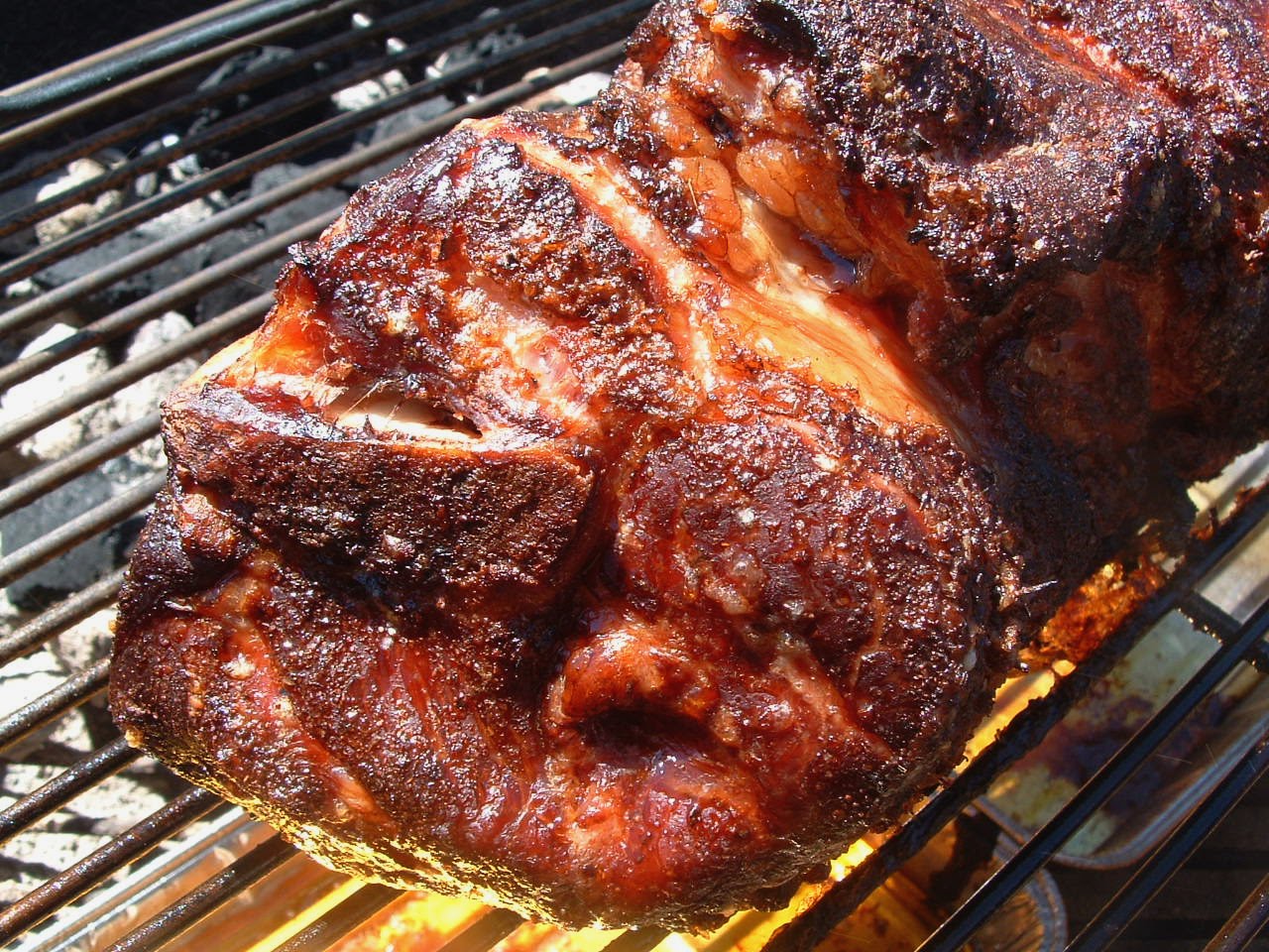 A Feast for the Eyes Pulled Pork Sandwiches & Homemade BBQ Sauce the