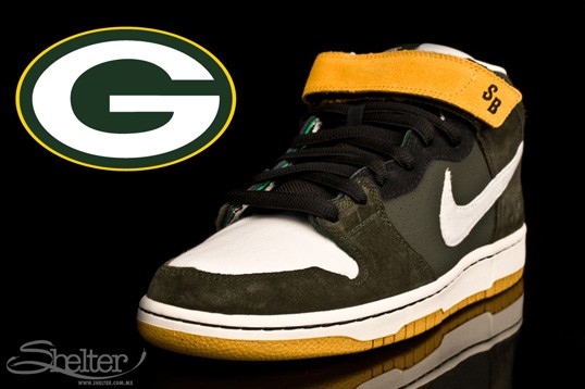 [nike-dunk-sb-mid-greenbay-packers-2.jpg]