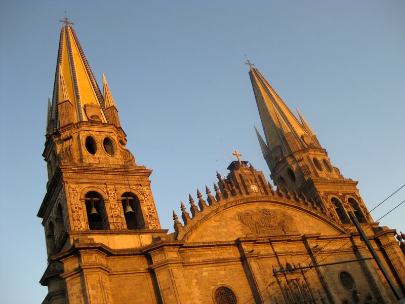 [catedral_Guadalajara.jpg]