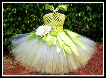 pink frilly tutu