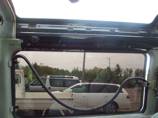 [22.JPG]