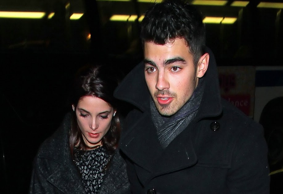 green gorilla dating