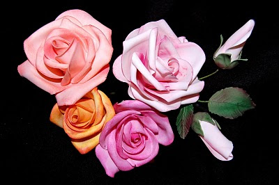 Gumpaste Roses