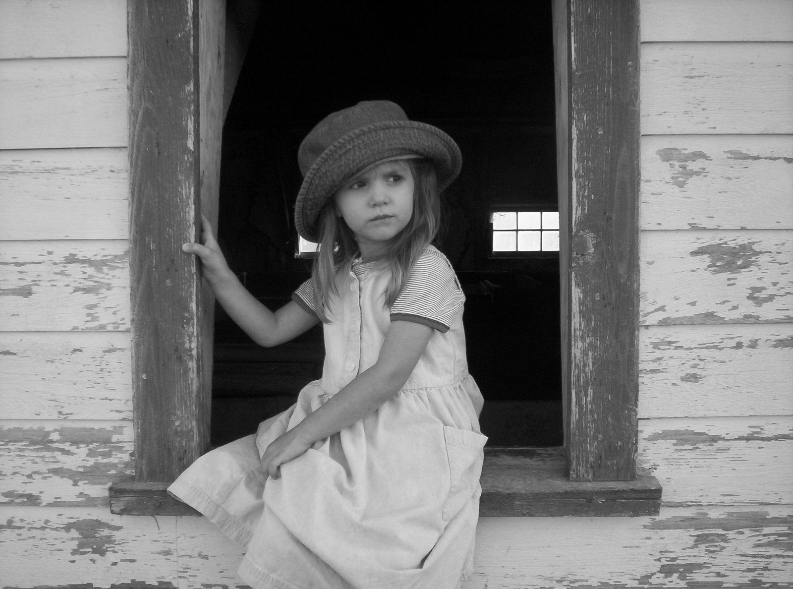 [Home+Alone...March+2007+022.jpg]