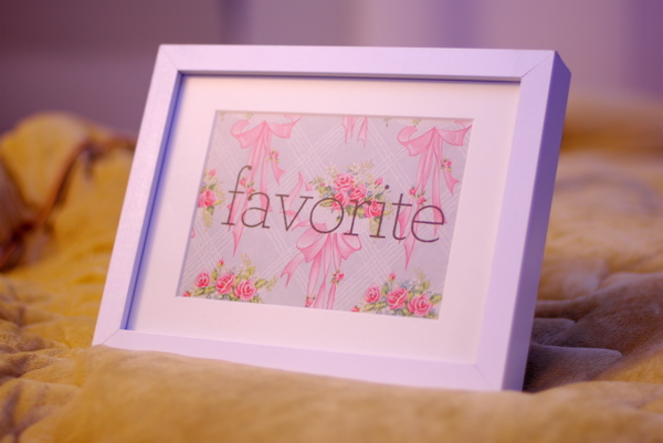 [vintage+wallpaper.JPG]