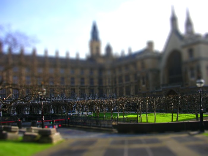 [london-tiltshift.jpg]