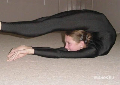 Flexible Girls 26 Worlds Most Flexible Girls Pictures Seen on www.VyperLook.com