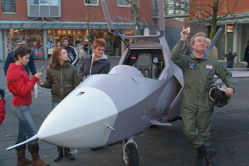 [Mini-Aircraft-09.jpg]