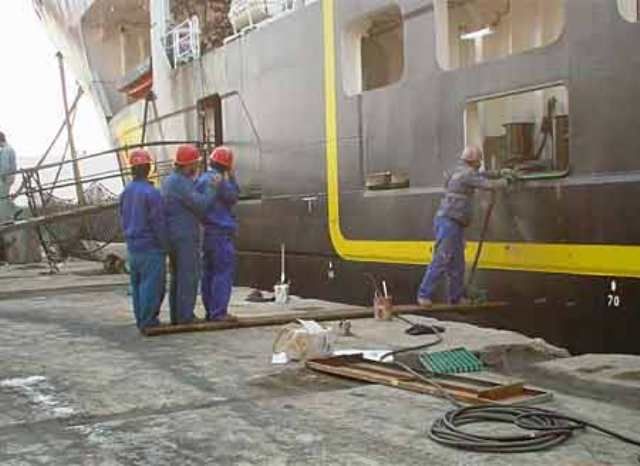 [Dangerous-Jobs-25.jpg]