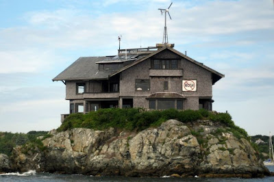 rumah tengah laut2