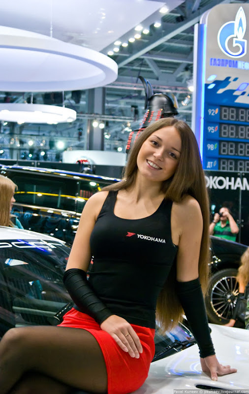 Girls of Moscow International Automobile Show  hot images