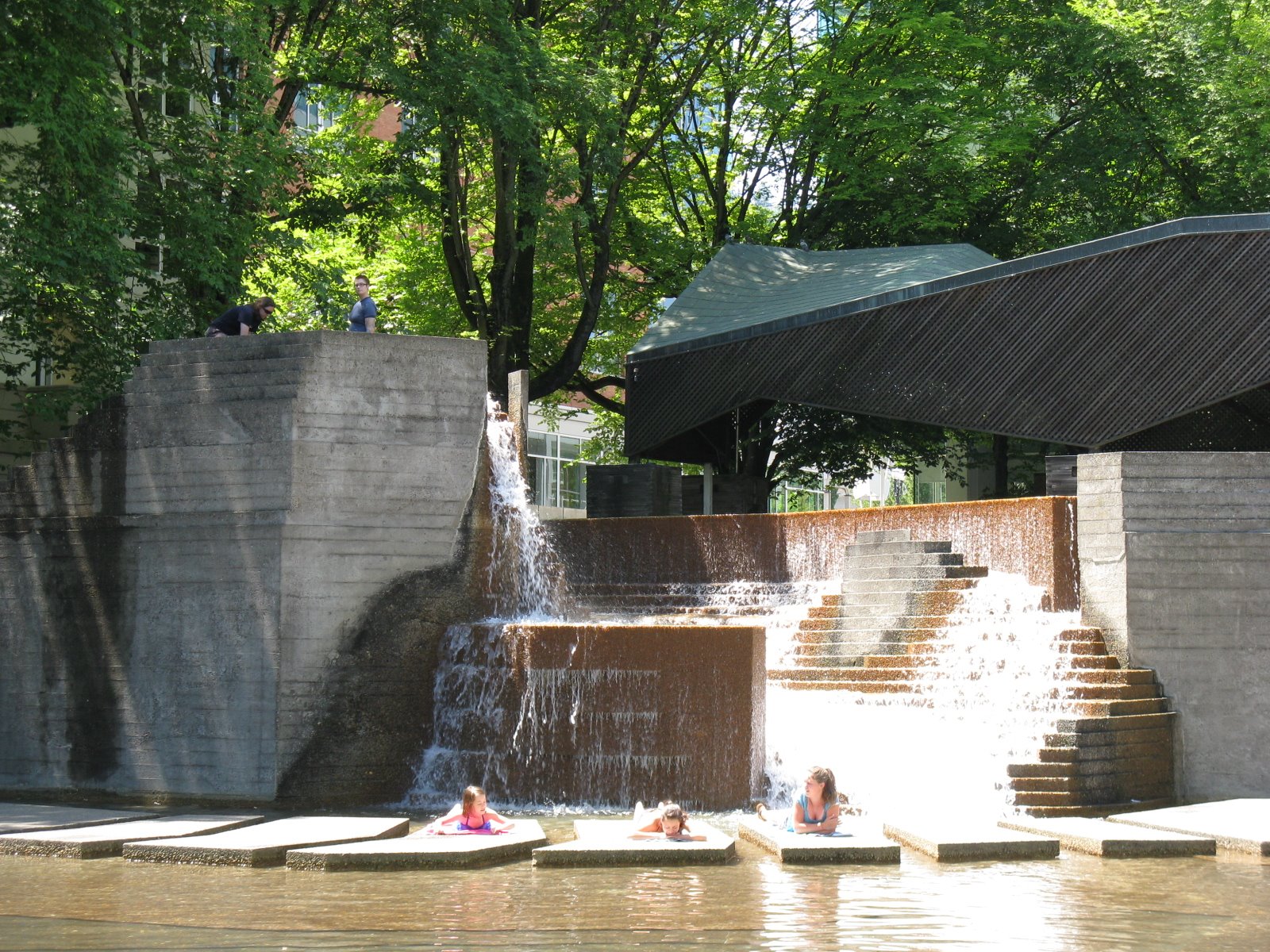 Portland Water Fountains Lee Kelly's Fountain