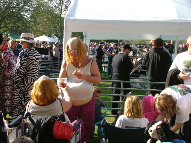 [DSCF1176.JPG]