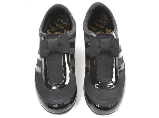 [adidas-jeremy-scott-arrow-bow-tie-1.jpg]
