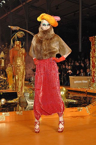 [galliano.jpg]