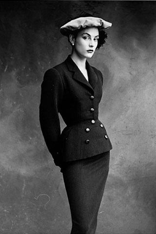 [balenciaga+1950-vogue.jpg]