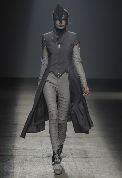 [gareth-pugh03.jpg]