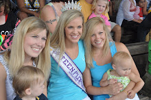 Lauren meets military family at Gulfarium