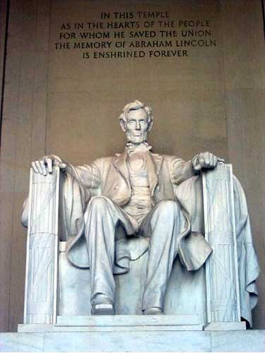 [mem-lincoln-statue.jpg]