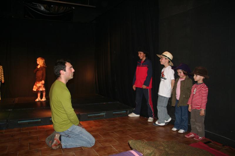 [20060409_0696+(Medium).JPG]