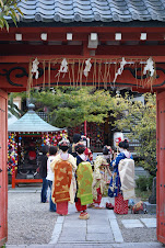 Maikos in Kyoto