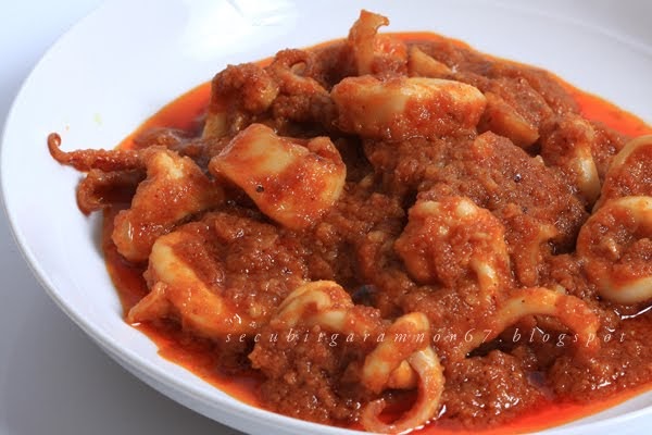 Secubit Garam Sambal Sotong Berkuah Kacang