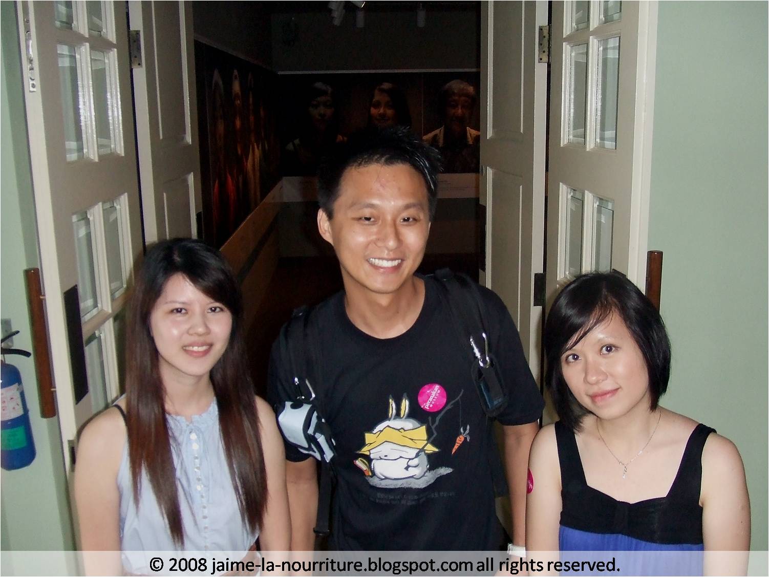 [Big+Eat+Out+-+3+Bloggers.jpg]