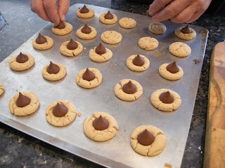 Kitchens Are Monkey Business: Christmas Baking. Day 1. Cookie #3