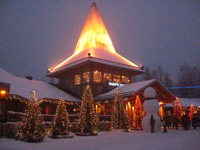 Viaggio Nella Citta Di Babbo Natale.I Miei Viaggi Low Cost Viaggio A Rovaniemi La Terra Incantata Di Babbo Natale