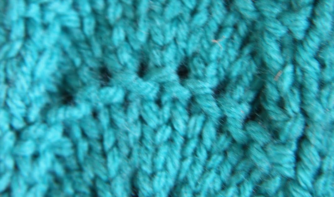 Jules + the hook: Mrs Beetons Peacocks Tail Stitch