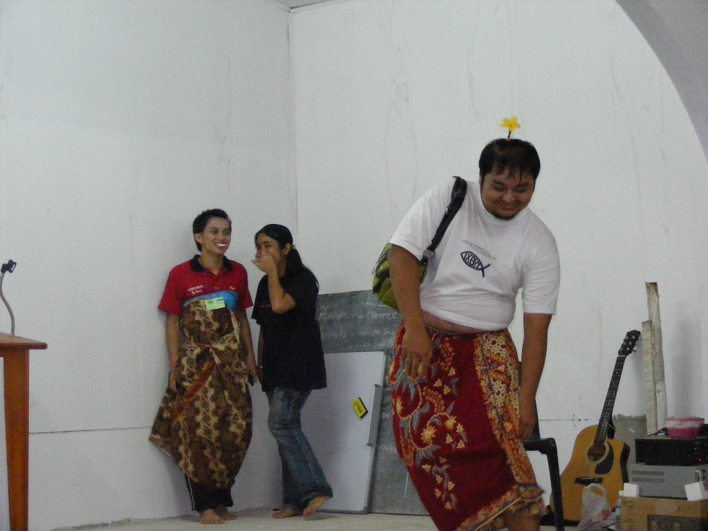 [Angkol...+atuk...+atuk...+atuk...+ayu+juga....JPG]