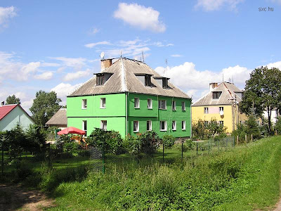 Casas rurales coloridas