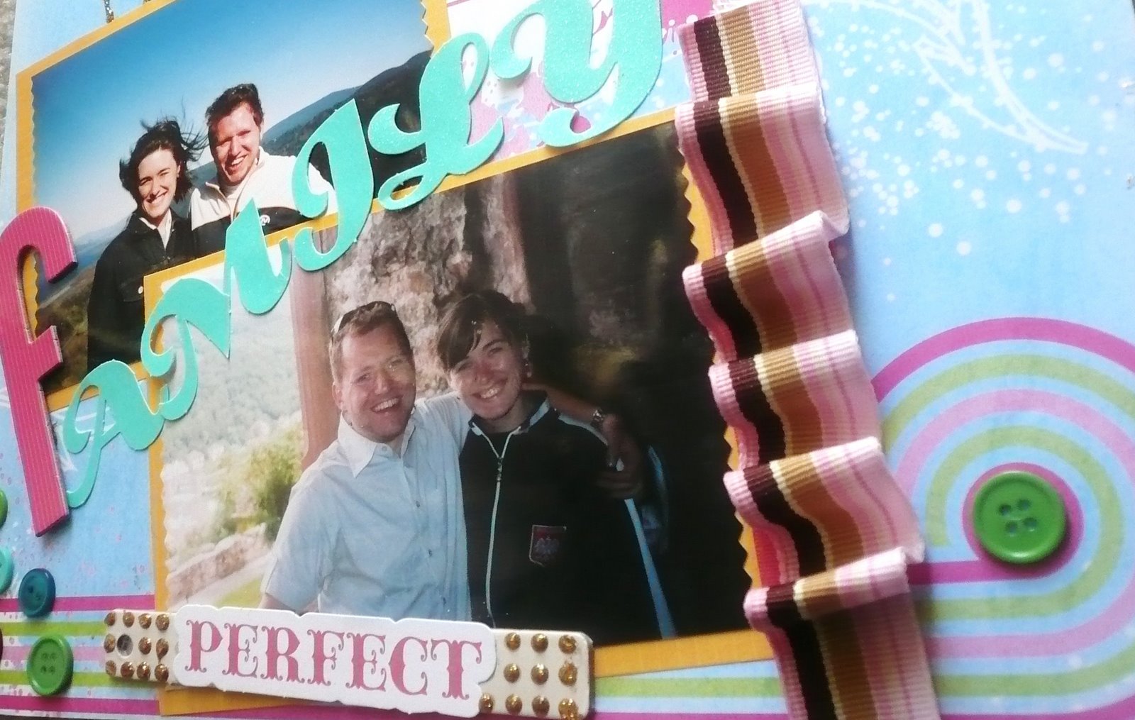 [Scrapstuff+063.JPG]