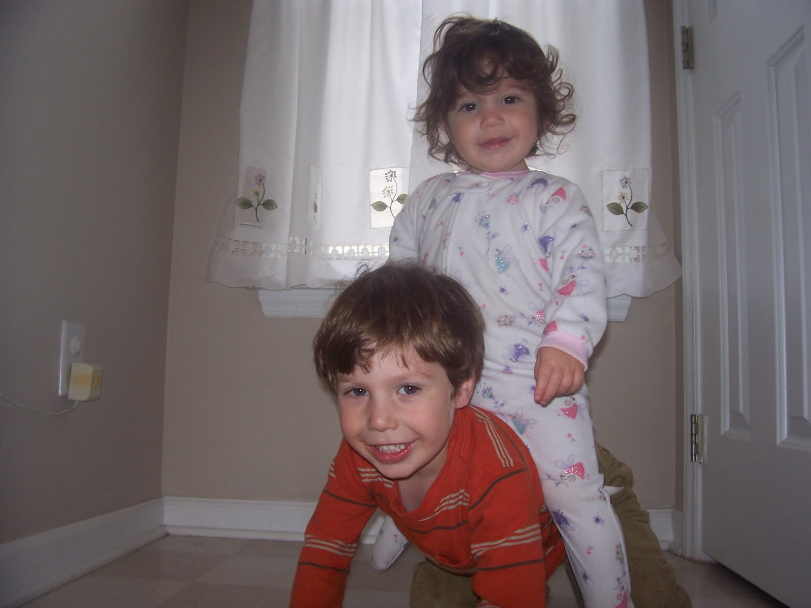 playing horsey