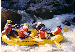 WHITE WATER RAFTING