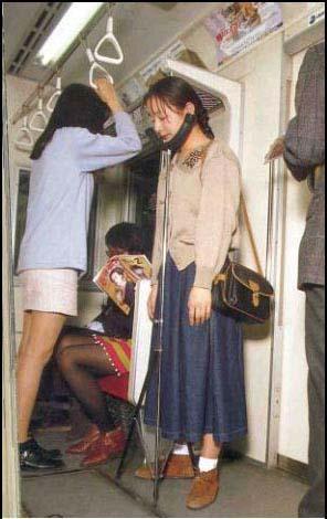 [30-Worlds-Strangest-Inventions-sleeping-aid.JPG]