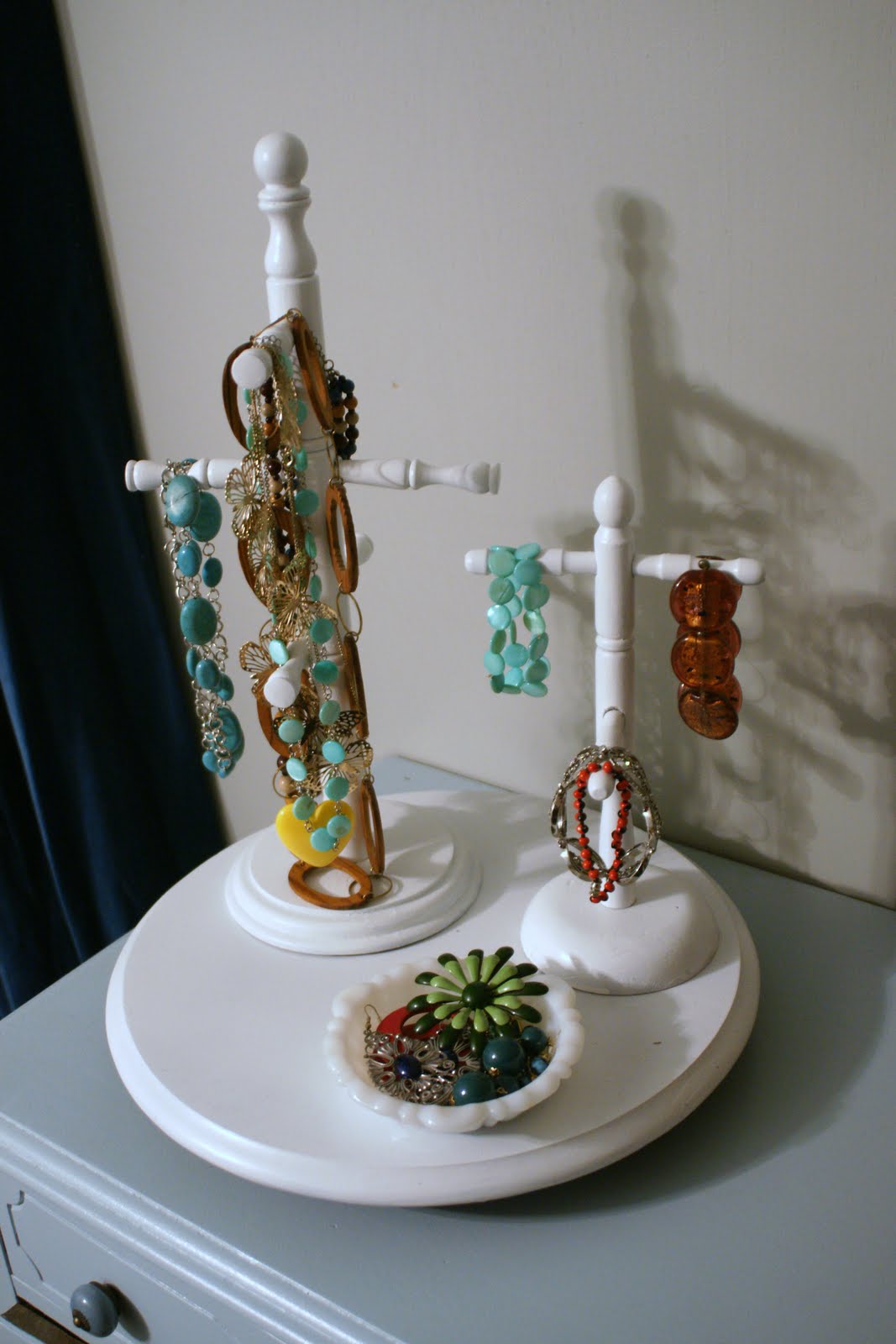 Made By Stephie Lazy Susan + Mugholder = Jewelry Holder