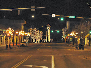 IDAHO COUNTRY GAL: Christmas Lights in Downtown Coeur d' Alene, Idaho