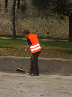 [05_samu_working.jpg]